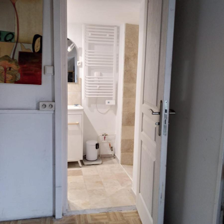 Maisonnette De Charme Climatisee La Machine Exterior foto